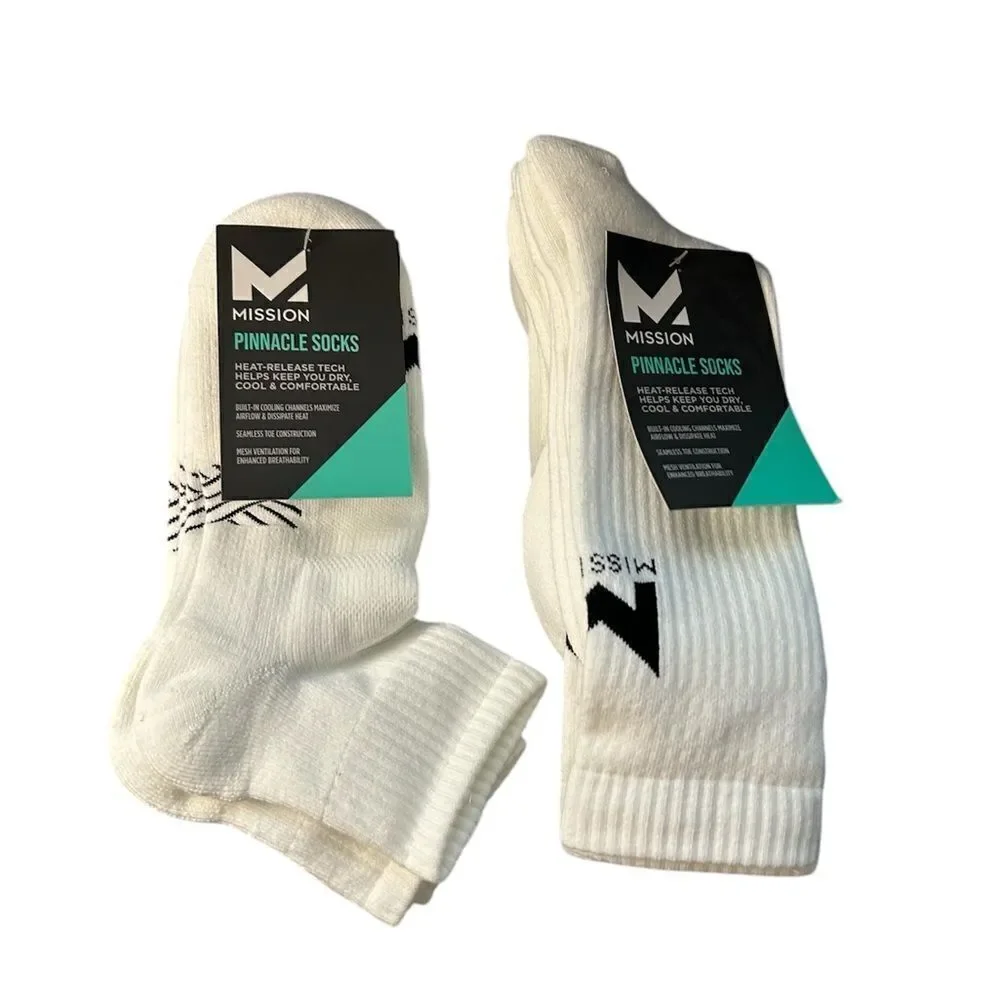 Mission Pinnacle Socks Bundle 3 packs of both Crew and ankle socks, White, NWT